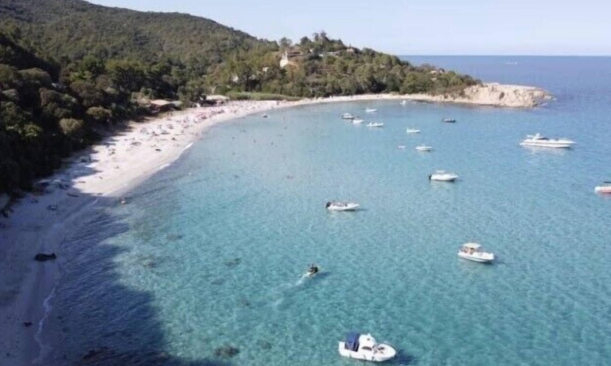 Sari-Solenzara House | 2 mins from a beautiful beach rental 4 Pers