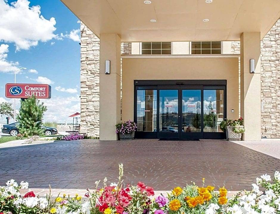 Farmington Hotel | 2-Star Hotel ∙ Comfort Suites Farmington
