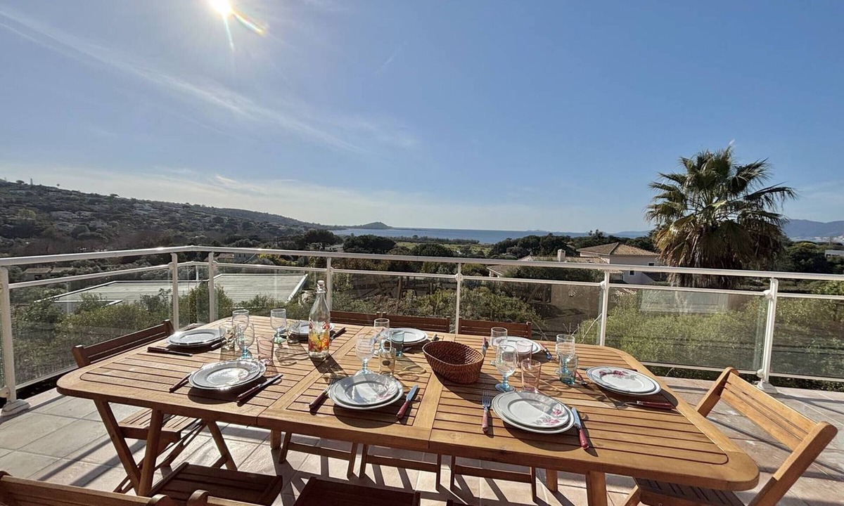 Molini House | 4-room villa with air conditioning in Porticcio, 750m from the beach, internet included