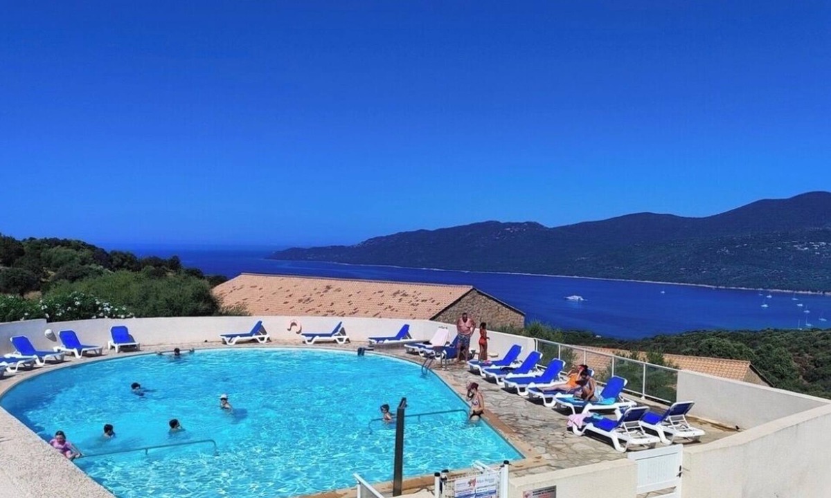 Serra-di-Ferro House | Alba 73 mini villa T2 residence with swimming pool
