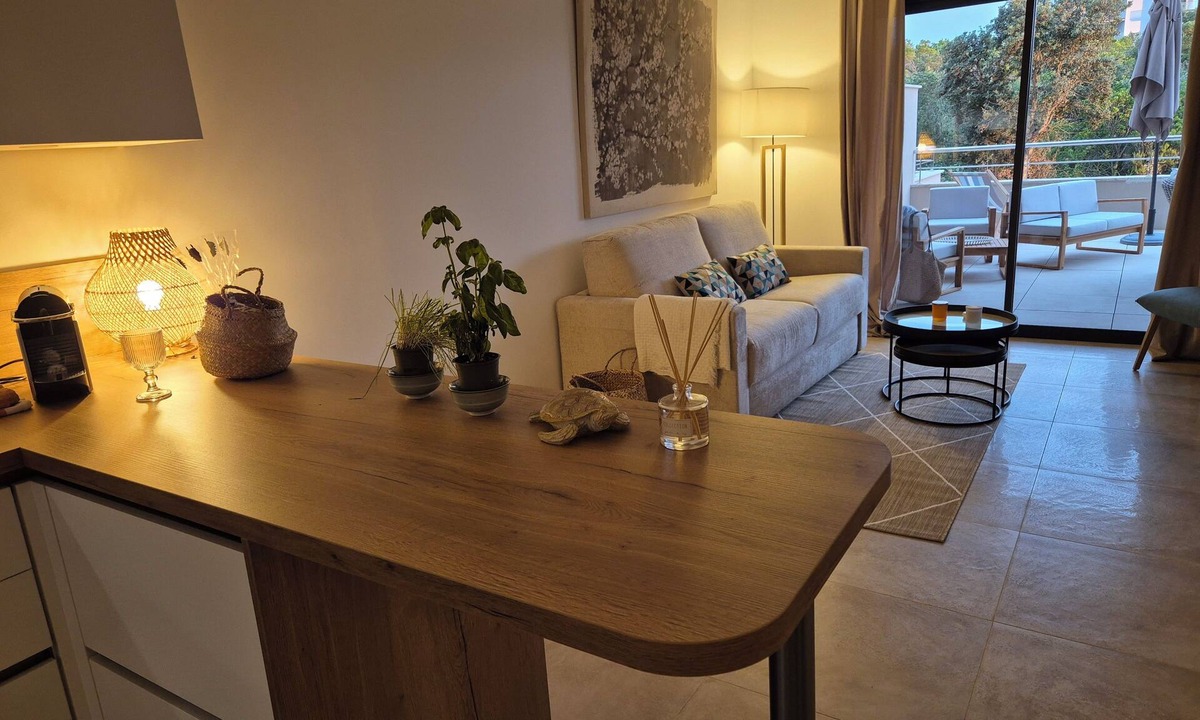 Albitreccia Apartment | Appartement Neuf Élégant à Agosta Plage - Votre Évasion Soleil et Mer