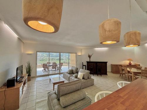 Serra-di-Ferro Apartment | Bel appartement 120m2 proche plages et Porto Pollo