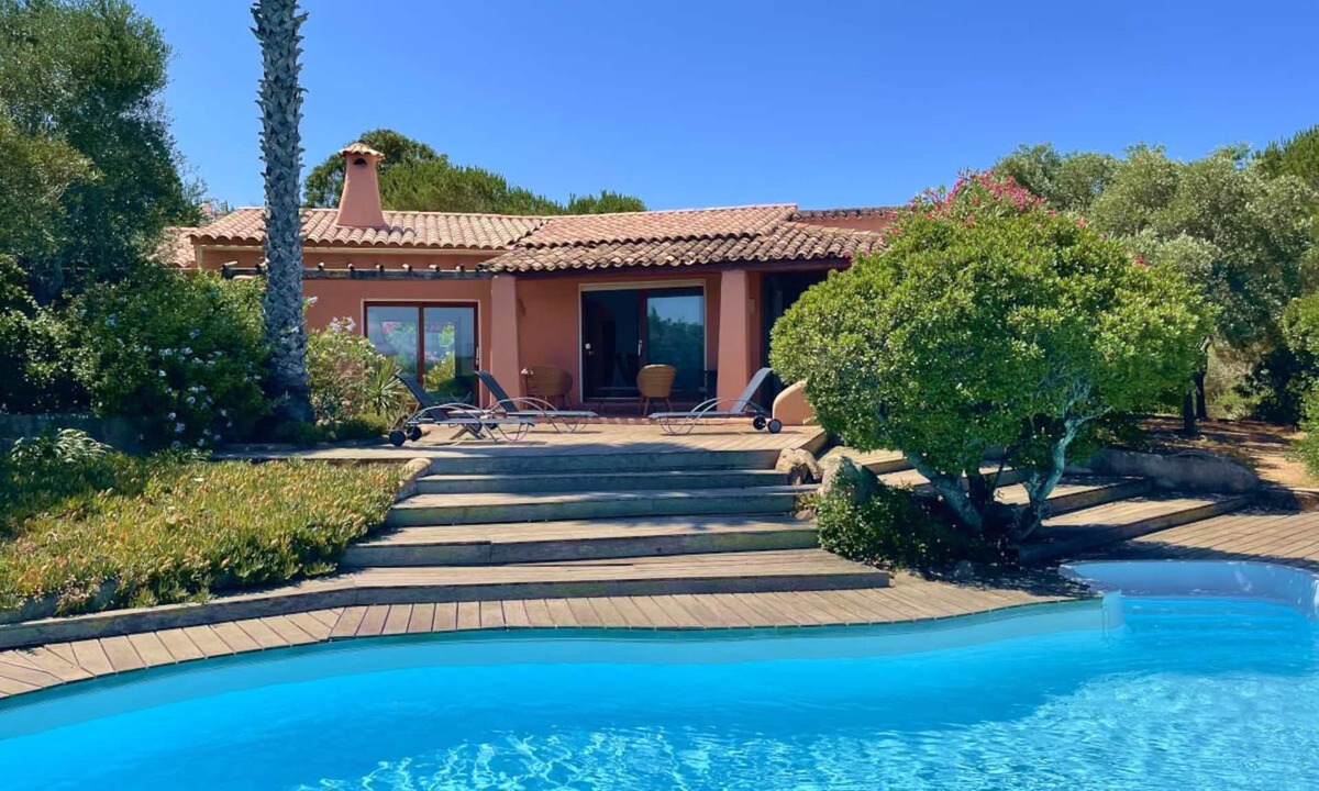Bonifacio House | Bonifacio, House with swimming pool, sea view of Sant'Amanza gulf
