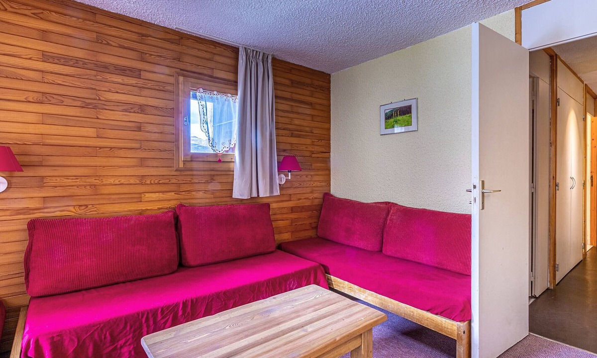 Valmorel Apartment | Bright 1BR Apt for 5, Ski-In/Ski-Out Access, Balcony, Near Shops & Lift
