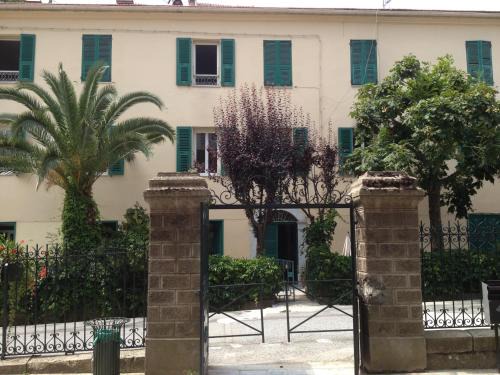 Guiselle Apartment | Casa Eugénie, l'authentique appartement de Jules Félix