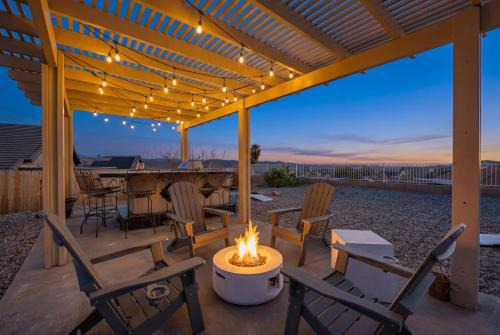 Yucca Valley House | Casa Selecta - Pool, Hot Tub & Desert Skies home