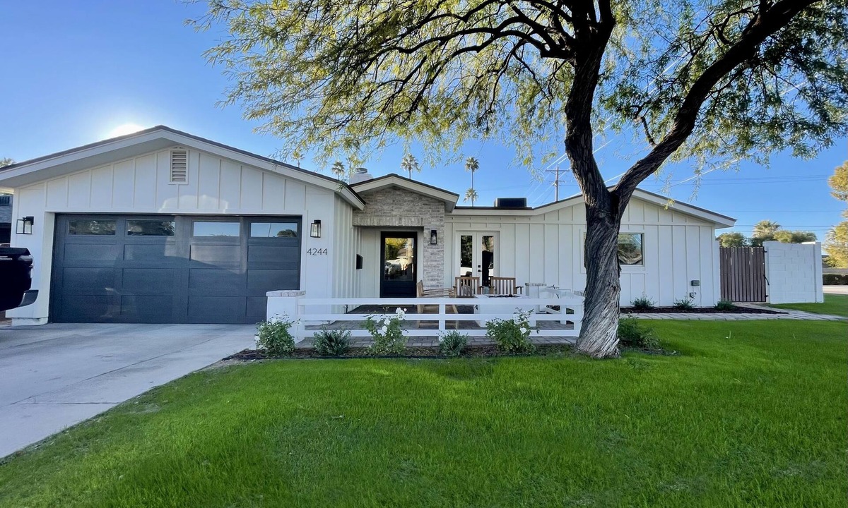 Arcadia Lite House | Centrally located 3 bedroom house with private pool