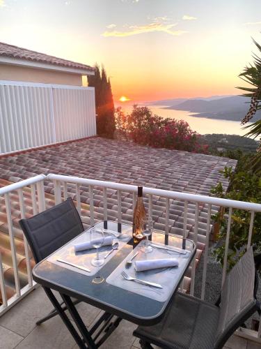 Viggianello Apartment | Charmant appartement 3 étoiles entièrement rénové "U Nidu" vue sur le Golfe de Valinco à Viggianello près de Propriano