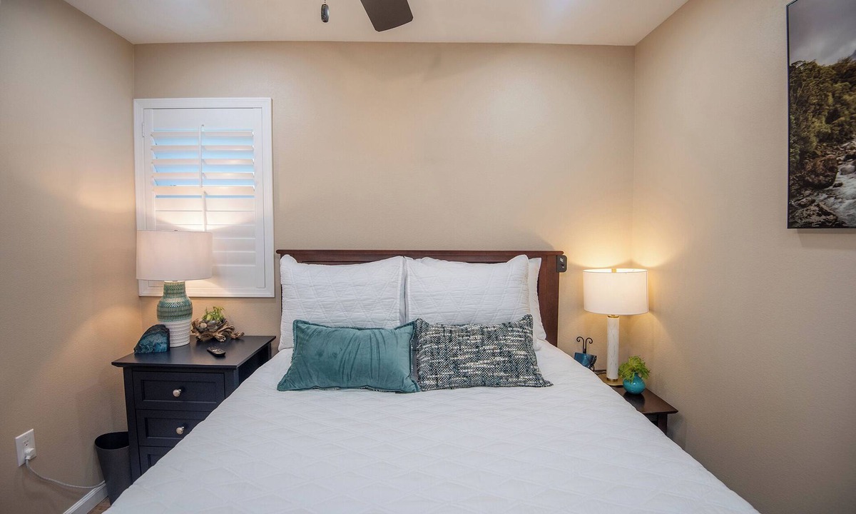 Yuma Apartment | Charming 1-Bedroom with AC, private yard, & full kitchen