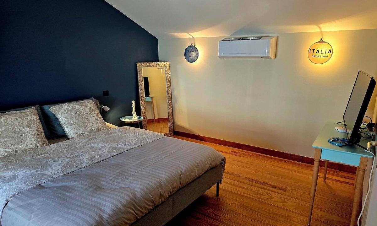 Jonzac House | Charming 4* gîte in Jonzac - calm, comfort and proximity to the Jonzac thermal baths