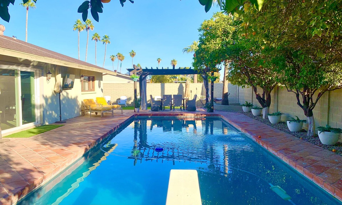 Village Grove House | Citrus House