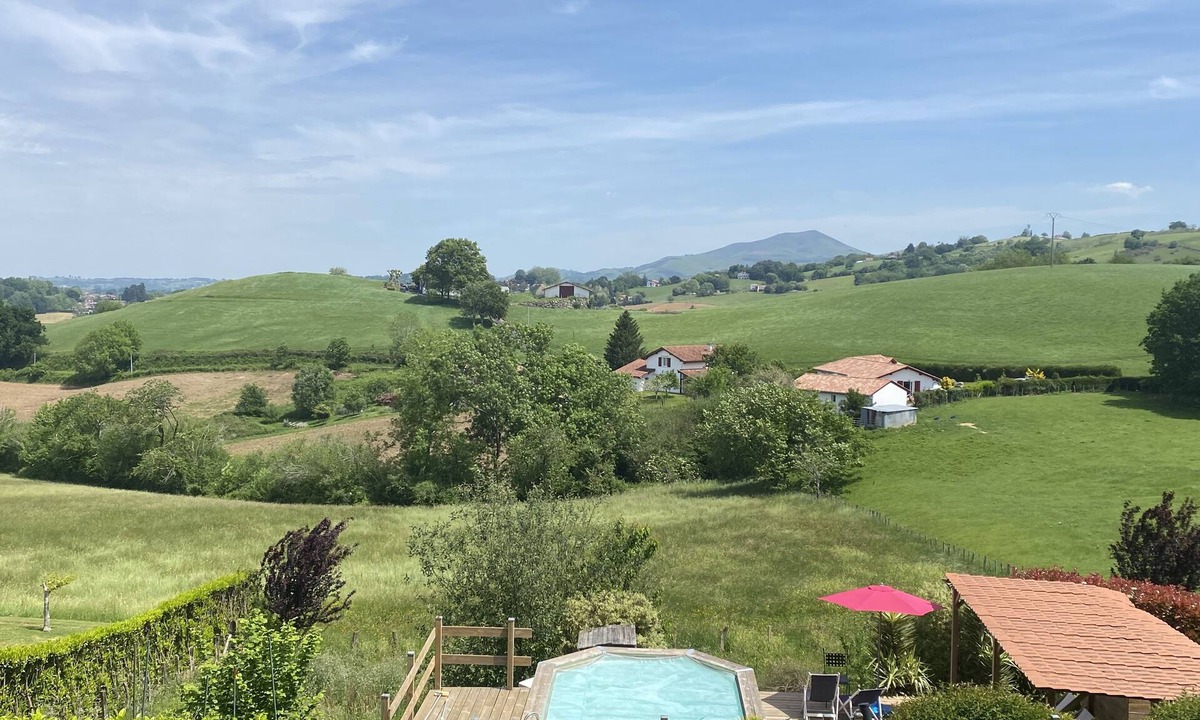 Espelette House | Classic Basque-Family Friendly, Swimming pool, Air conditioned, Quiet, Pastoral