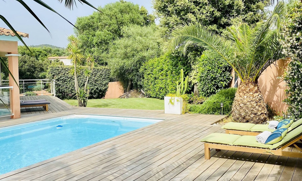 Porto-Vecchio Villa | DETACHED UPSTAIRS VILLA WITH PRIVATE POOL AND GARDEN