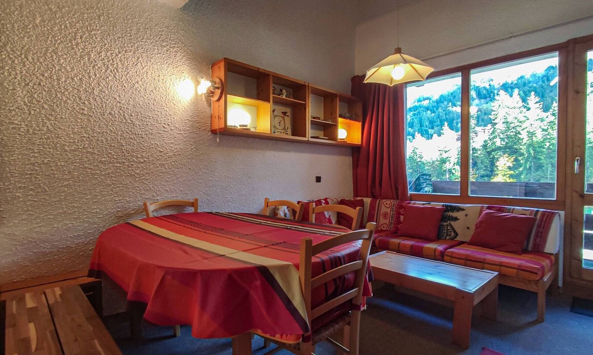 Valmorel Apartment | Duplex lumineux au pied des remontées - 6 pers - centre Valmorel - commodités à 25m