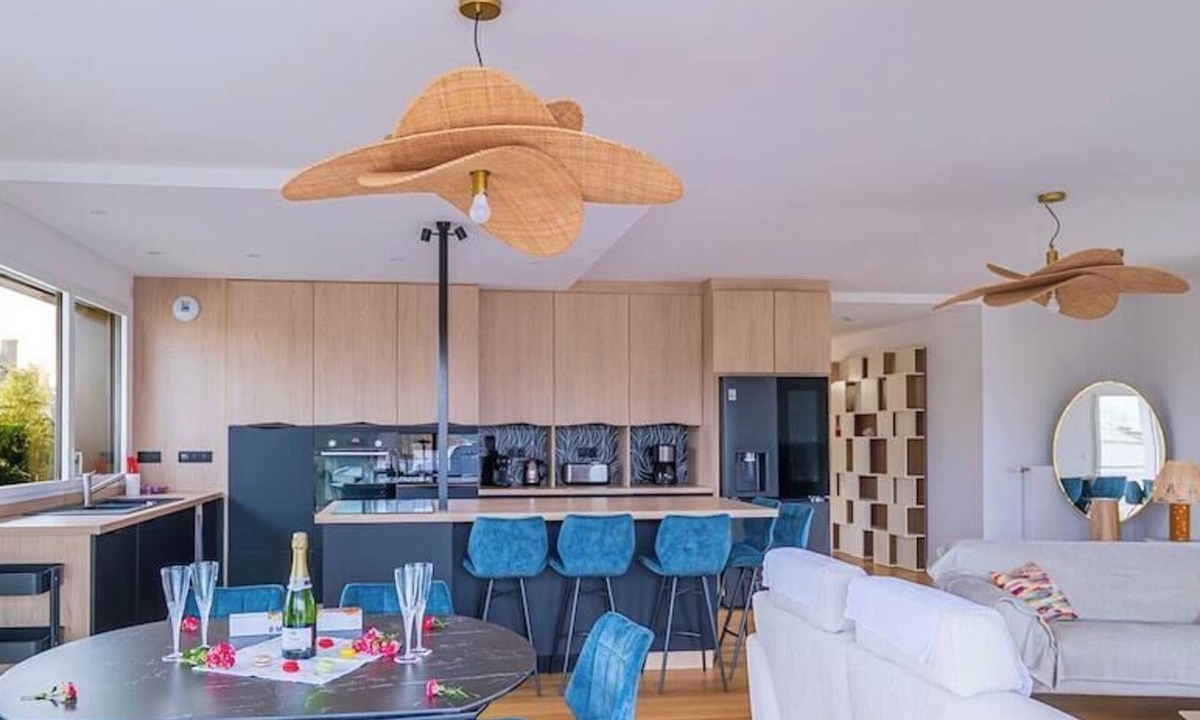 Republique Apartment | Ecrin Unique - Premium Apartment - Terrace, View & Garage