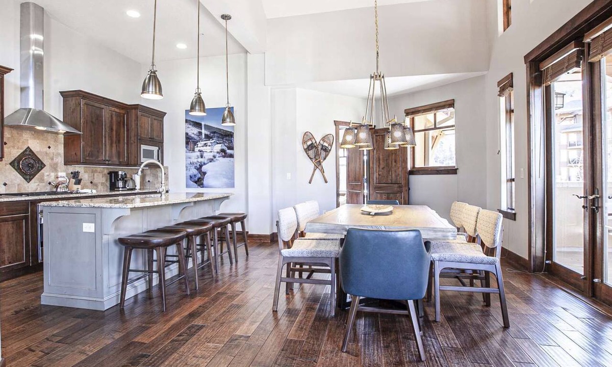 Park City Condo | Exquisite 3 bedroom Hyatt Centric Penthouse - Ski in/walk out