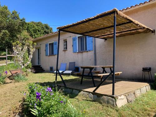 Vezzani Apartment | Gîte chez Arthur