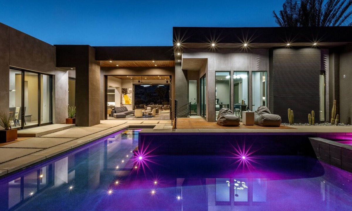 Yucca Valley House | Gatsby by Fieldtrip - 5 Bd Modern Luxury with Infinity Pool & Game Room