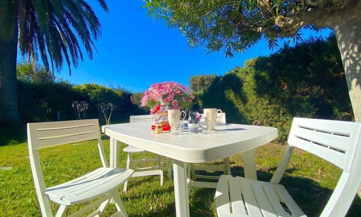 Le Ricanto Apartment | Grand T3 Avec Jardin Proche de la mer