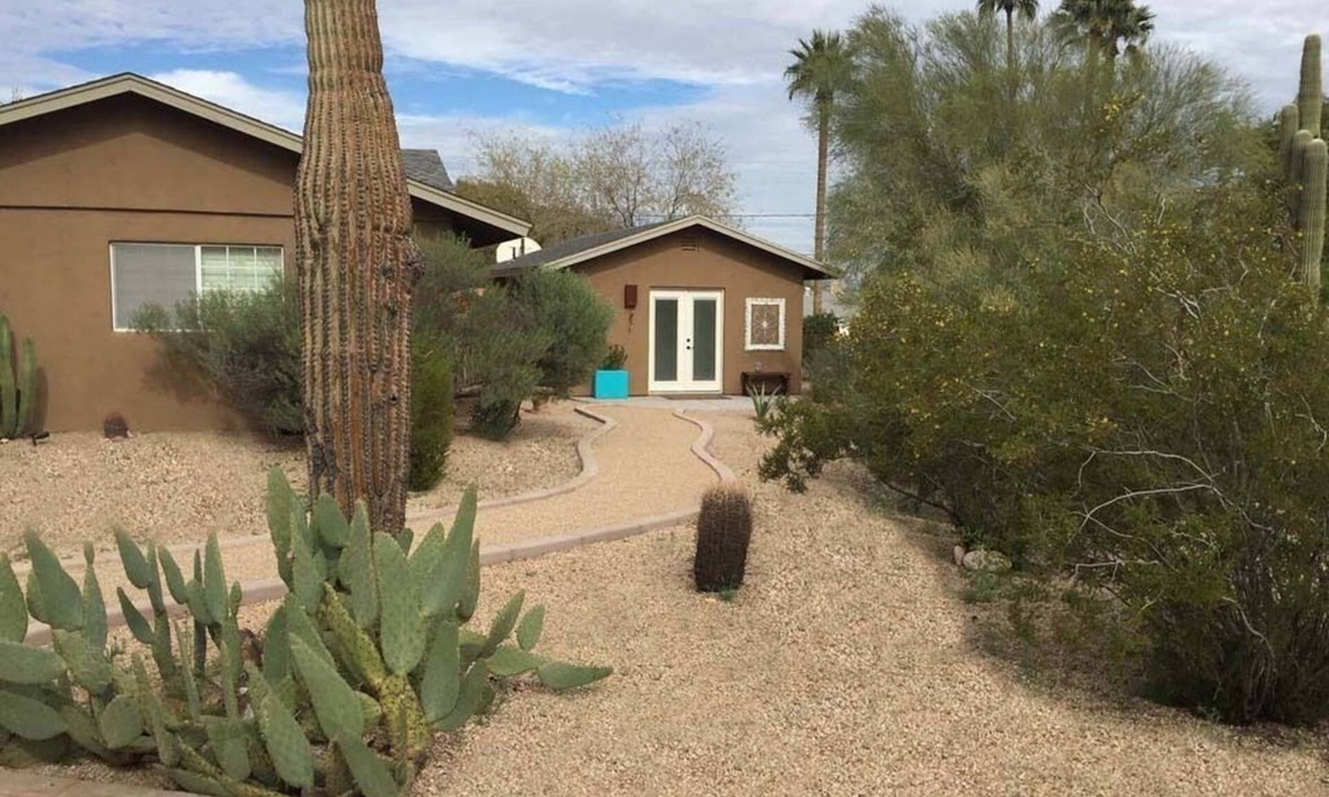 Sherwood Heights House | Guest House in Scottsdale