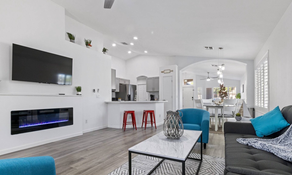 Fletcher Heights House | Heated Pool Option, Close to Freeway, Hiking & Golf nearby. .Heart of Peoria!