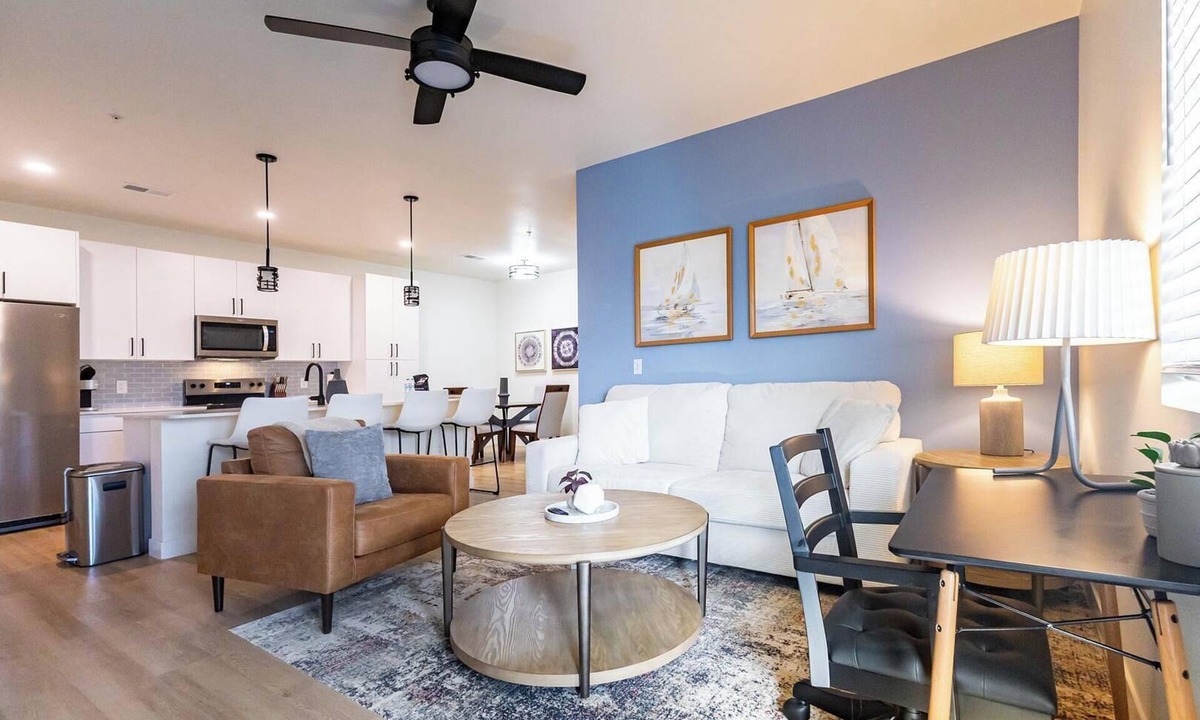 Casa Grande Apartment | Landing | Modern 2BD, Clubhouse, Gym