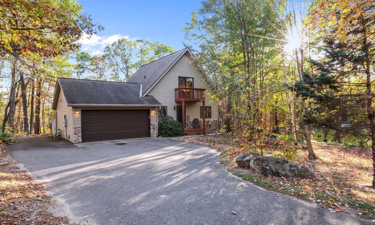 Breezy Point Cabin | LOCATION LOCATION LOCATION! 3 Bed/3 Bath Cabin In Breezy Point On Golf Course