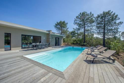 Lecci Villa | Maison Del Onda
