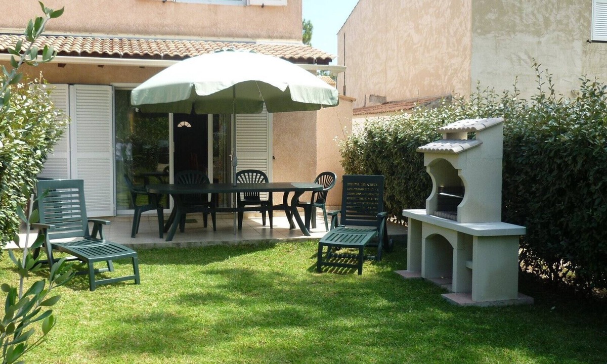 Pineto Villa | Mini villa T3 comfortable, garden, 150 m from the beach: 6 people