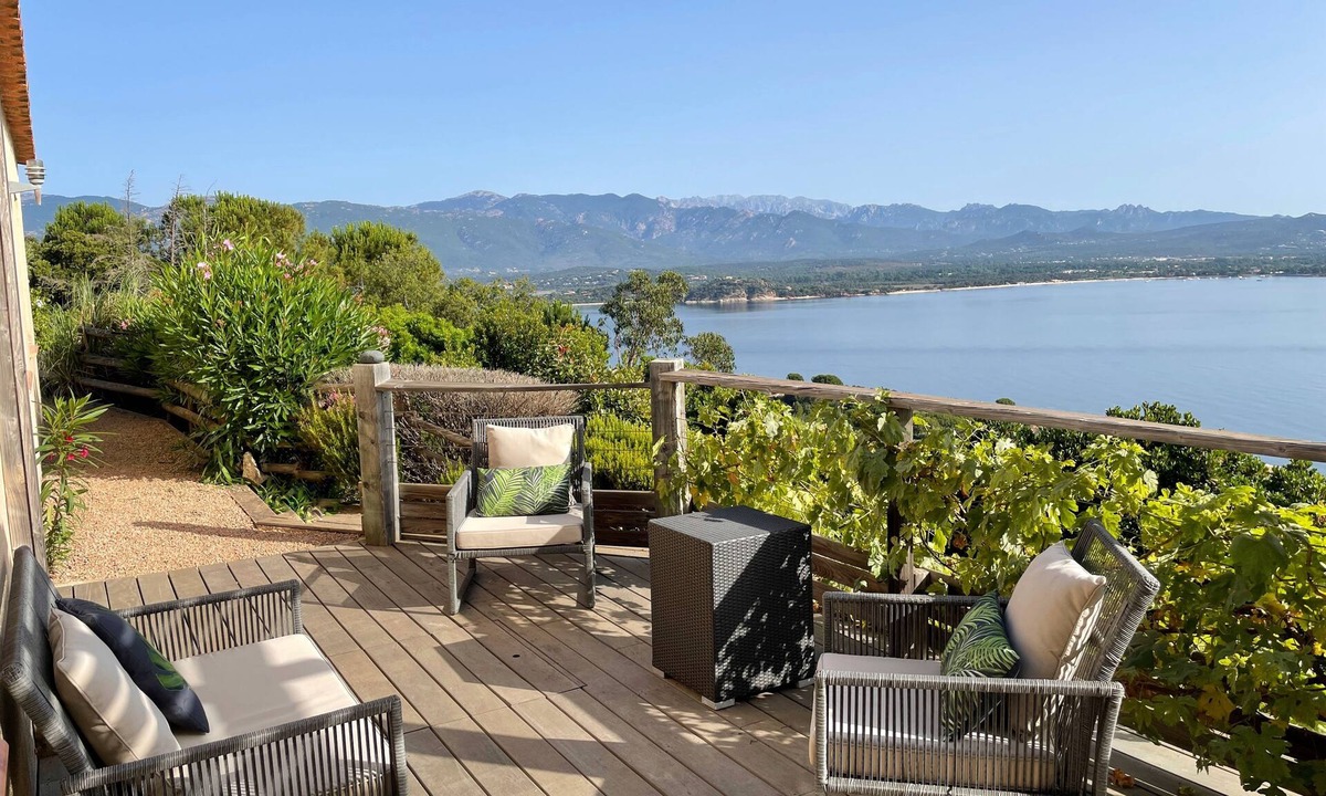Porto-Vecchio Villa | MINI-VILLA WITH 180° PANORAMIC SEA VIEW, 5 MINUTES FROM THE BEACH.