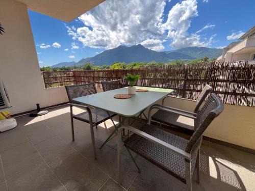 Moriani-Plage Apartment | MORIANI Plage T2 terrasse proche mer et commerces