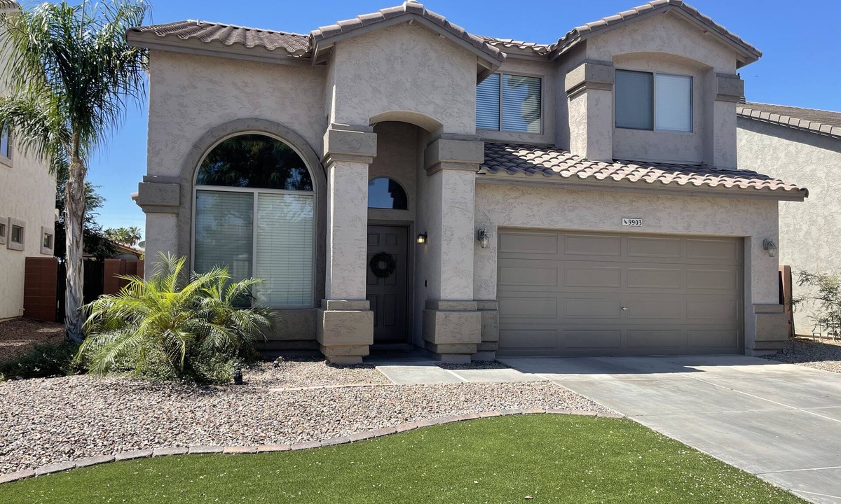 East Mesa House | New 5 star gorgeous oasis w/solar pool