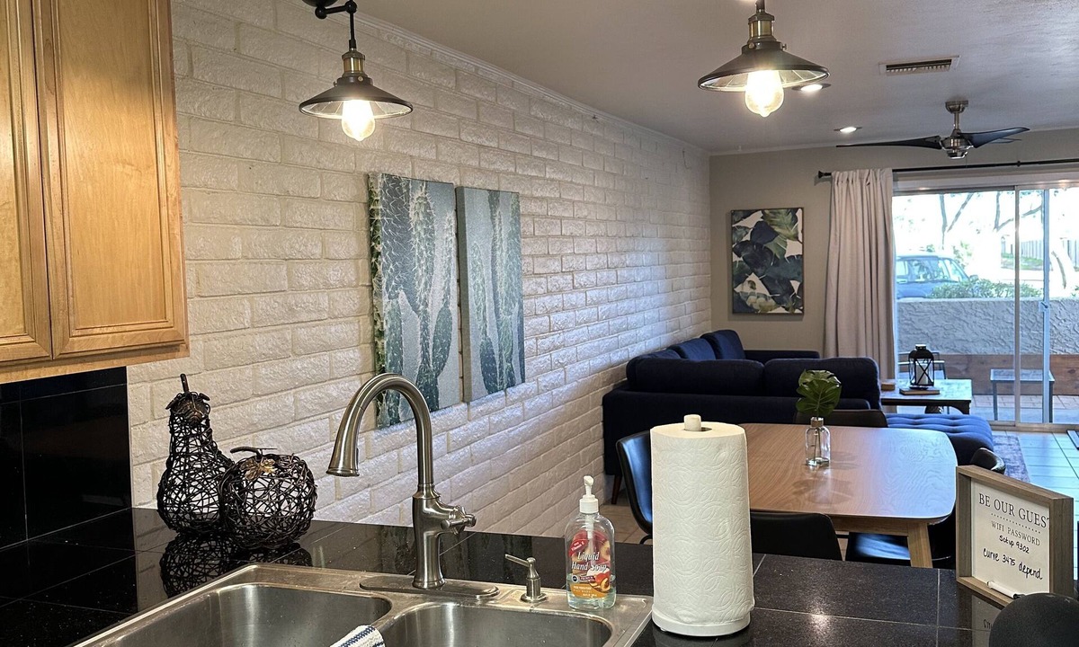 Scottsdale Estates Nine Condo | Old Town Scottsdale! Quiet but close to the action