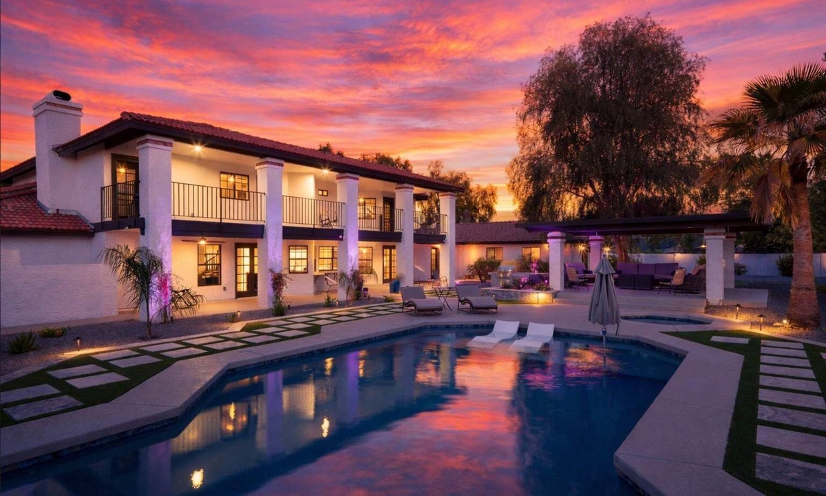 Paradise Valley Village House | Paradise Palace-Heated Pool/Spa-Guest House & More