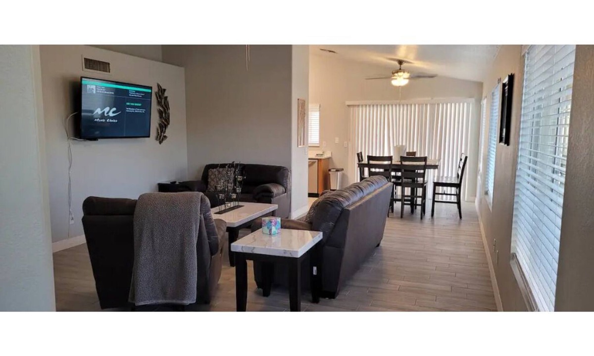 Peoria House | Peoria Corner Lot Gem with 2 Car Garage