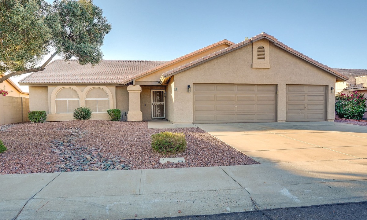 Peoria House | Pet-Friendly Yard! Home Near State Farm Stadium