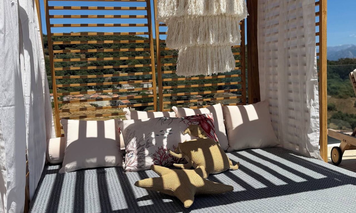 Alata House | Petit Coin de Paradis