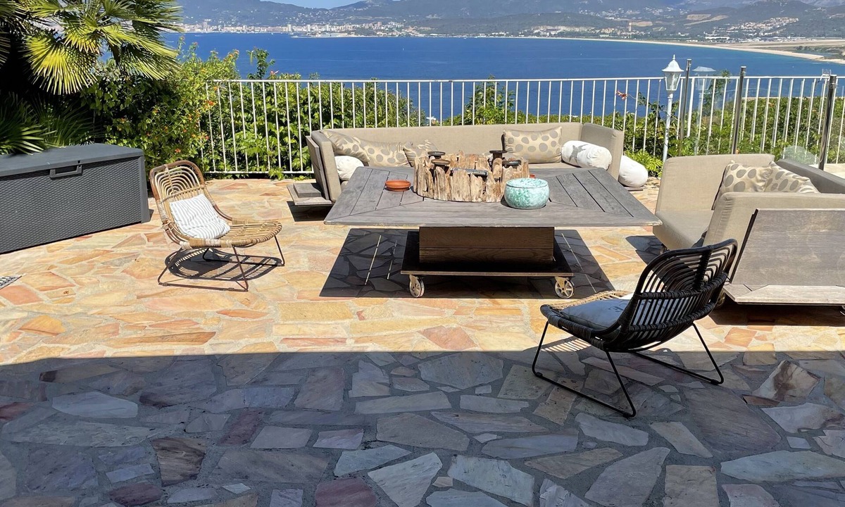 Porticcio Villa | Pleasant villa with sea view