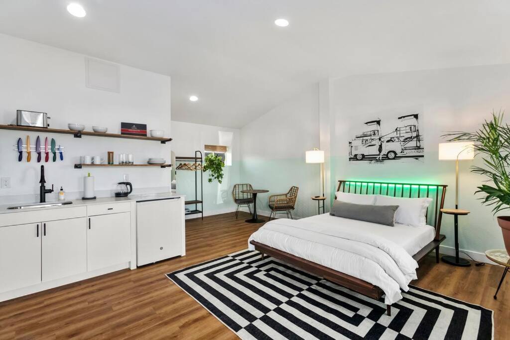 Chandler Apartment | Pohaku Paea Studio suite.nui