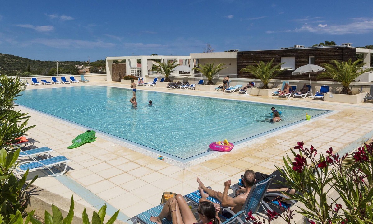 Lozari House | Près de la Plage! Avec Mezzanine et 2 Terrasses
