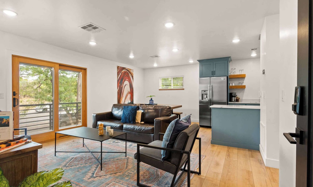Moab Condo | Private Patio Oasis Hot Tub + Grill Downtown