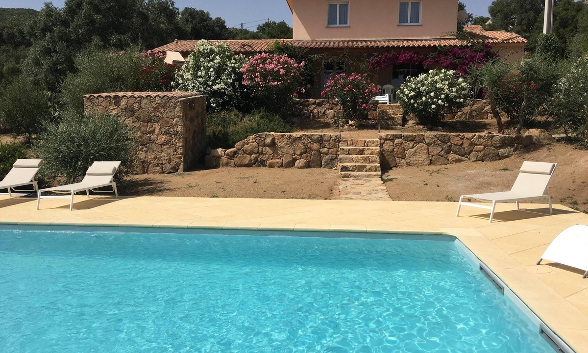 Monacia-d'Aullene House | PROMOTION - 15% House 6 pers with swimming pool and 4 kms from the sea, southern Corsica