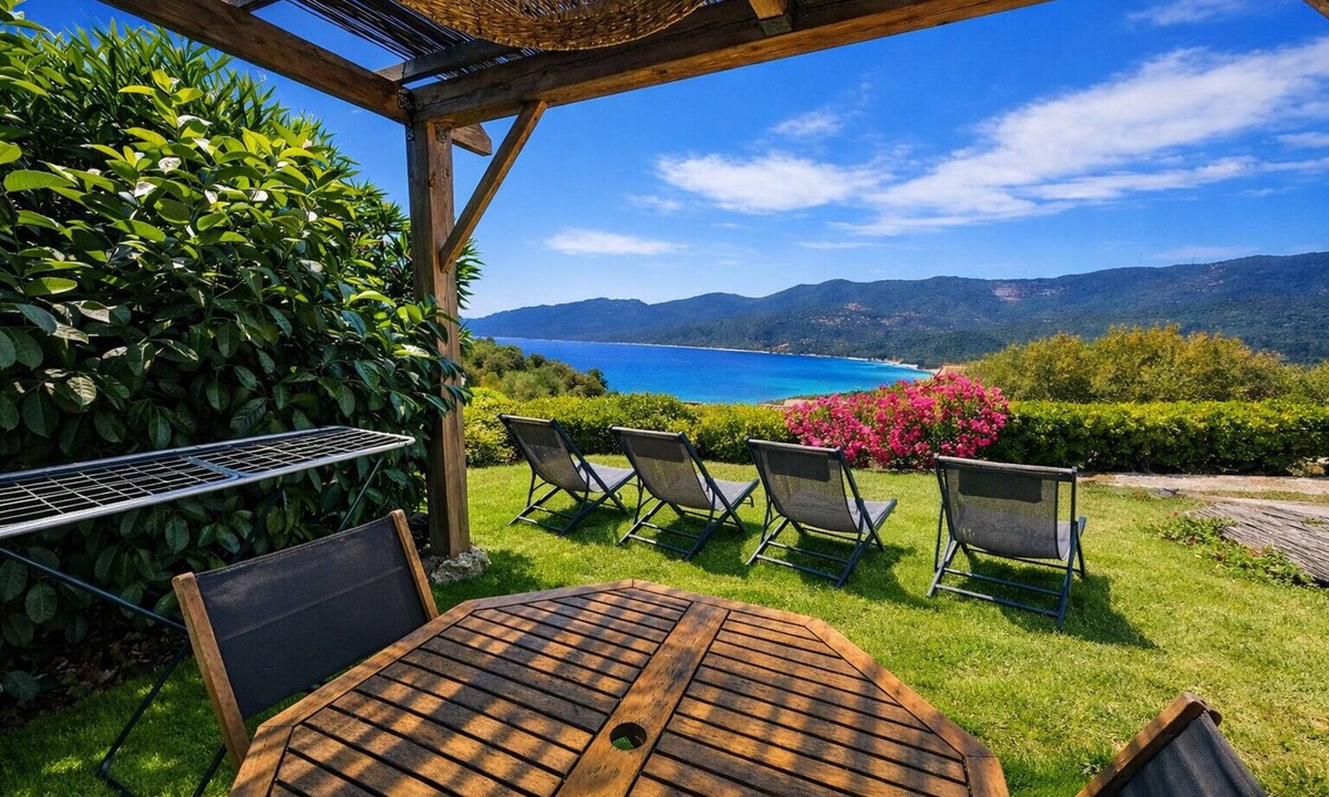 Serra-di-Ferro Villa | Rare villa magnifique vue mer: résidence * piscine chauffée, mer & maquis