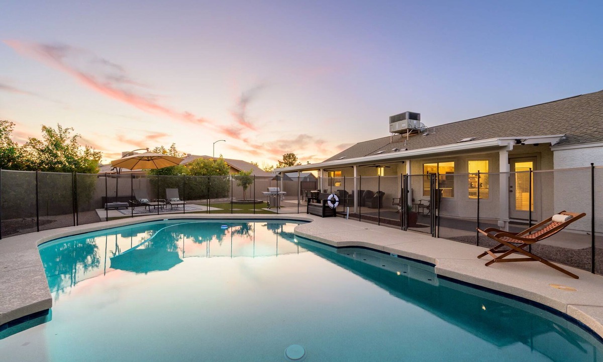 Mesa House | Relax & Play Poolside East Valley Escape-Near Attractions!