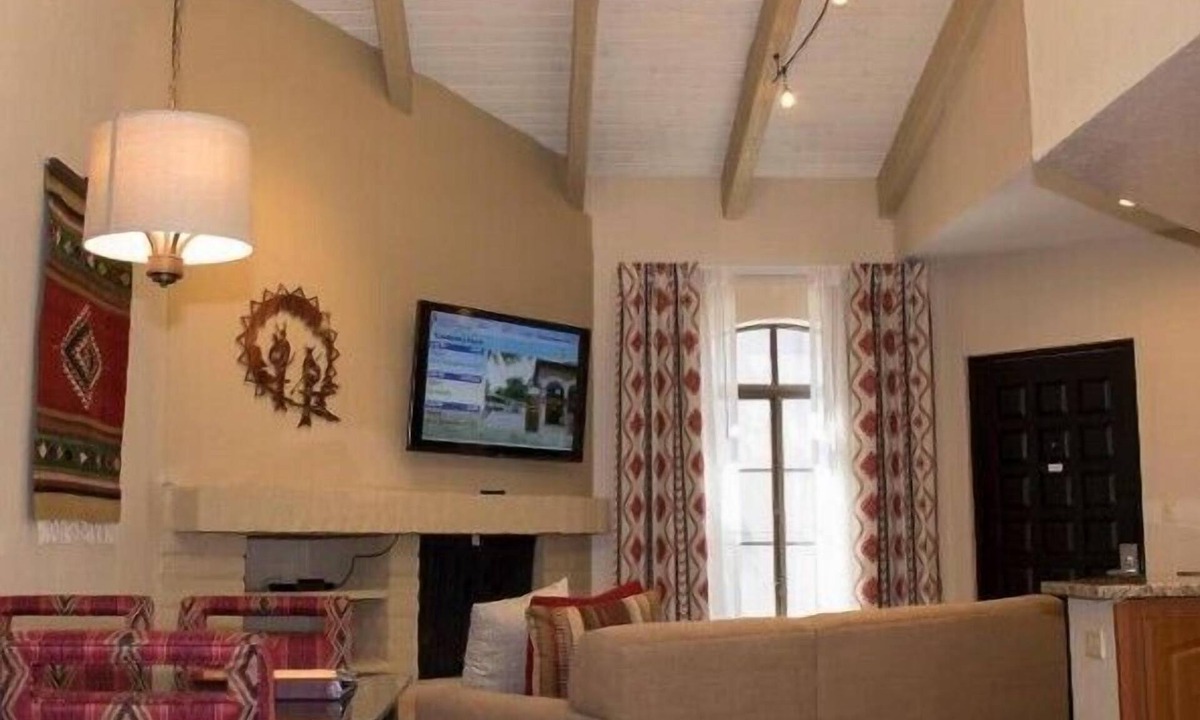 Arcadia Apartment | Scottsdale Camelback Resort Spacious Studio with Terrace
