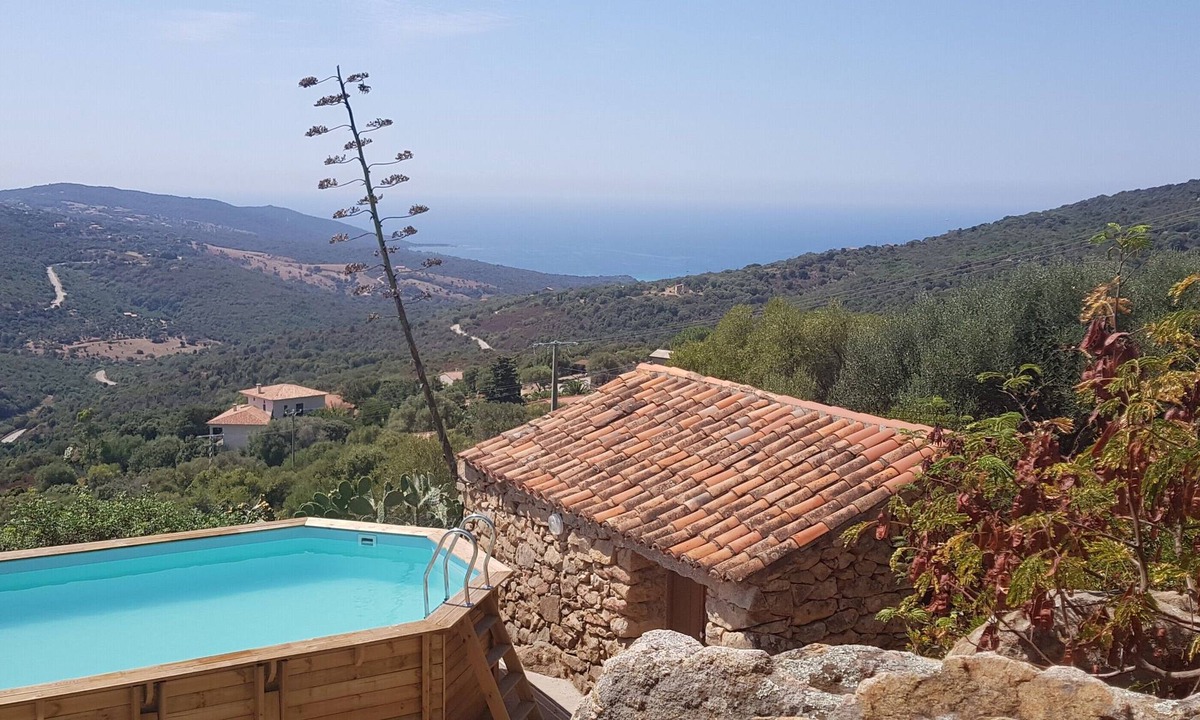 Serra-di-Ferro House | Spacious Villa with Exceptional Sea View