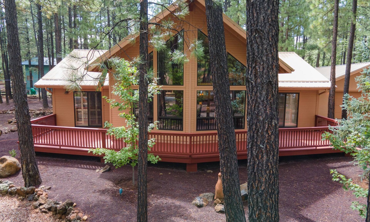 Pinetop House | Stay @ Sunset Timbers! Get out of the HEAT!