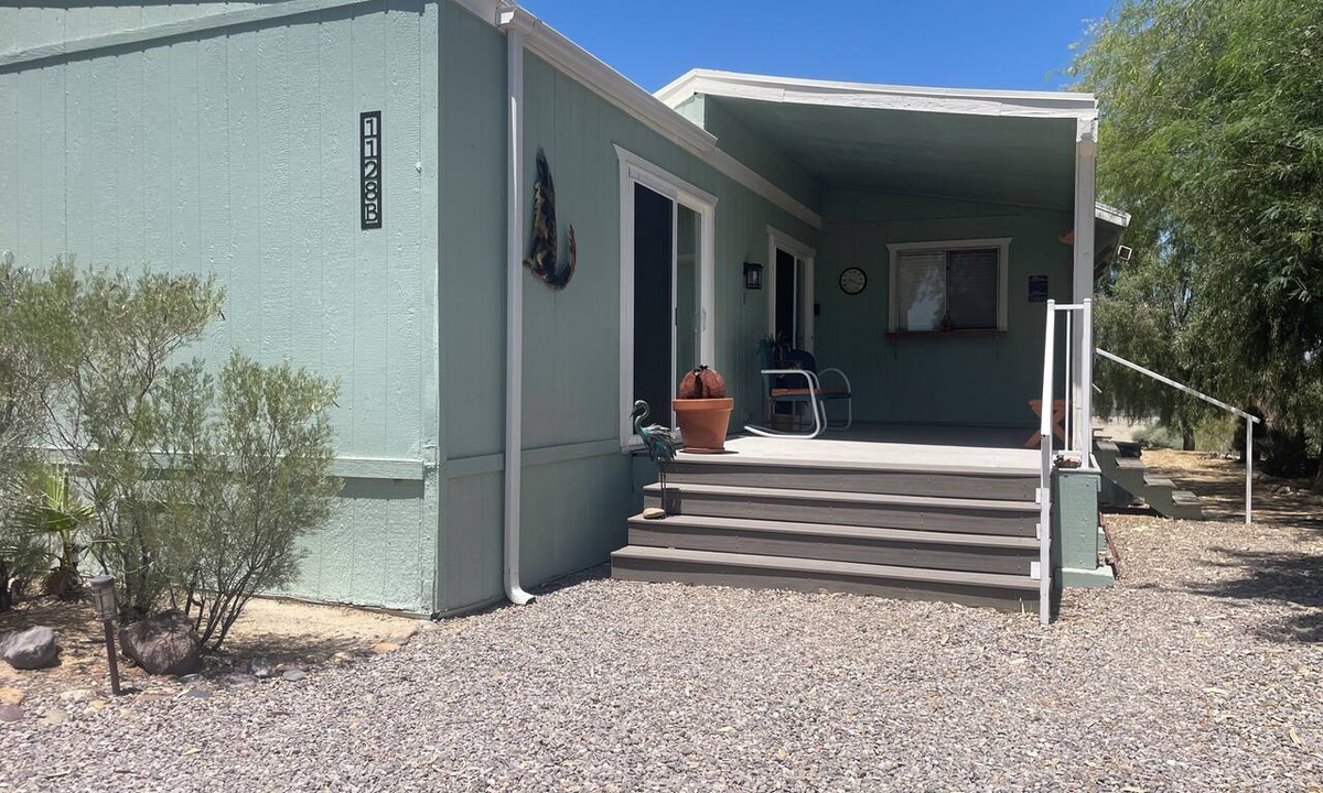 Mohave Valley House | Steps from the River “Fun in the Sun” Beach Access