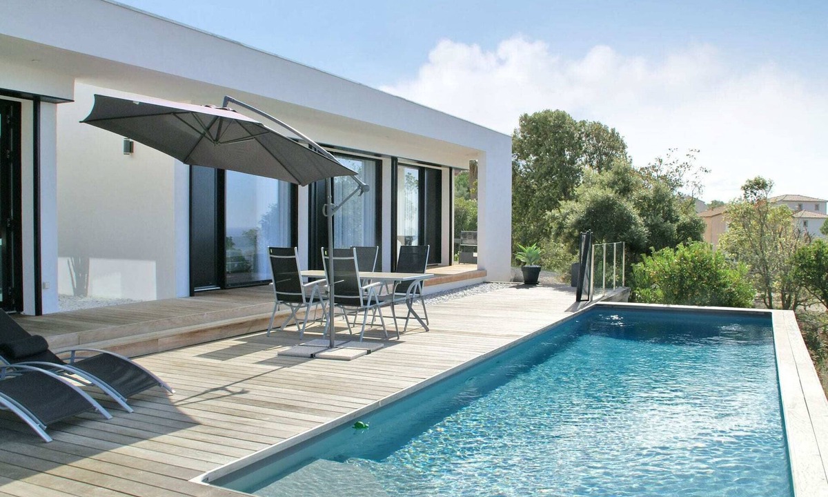 Albitreccia Villa | Sunset Villa with Bay View