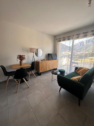 Corte Apartment | T1 de standing avec vue